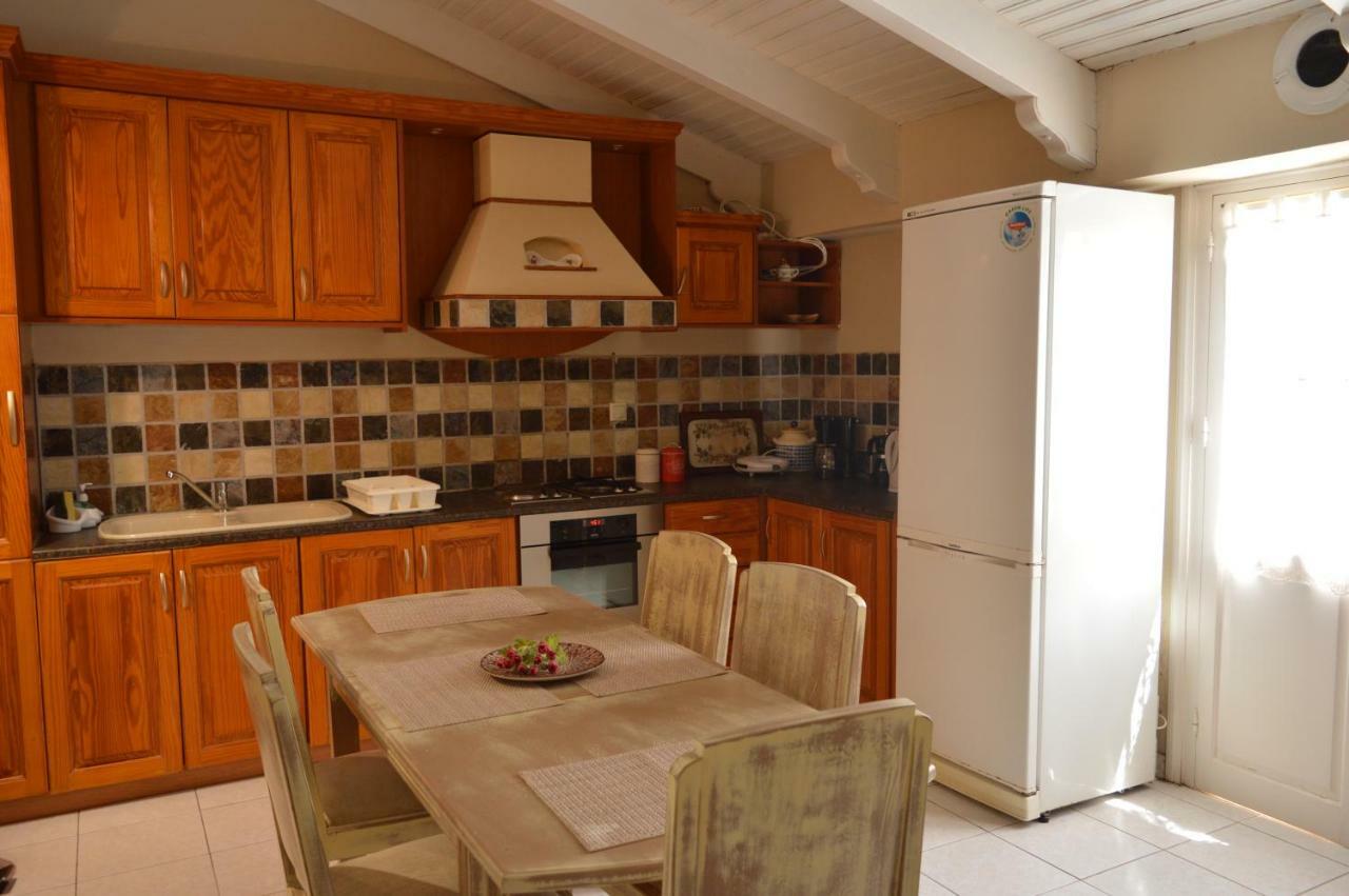 Vanessa Studios Poros  Exterior foto